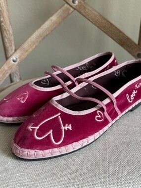 Flabelus x Intimately FP Mary Janes